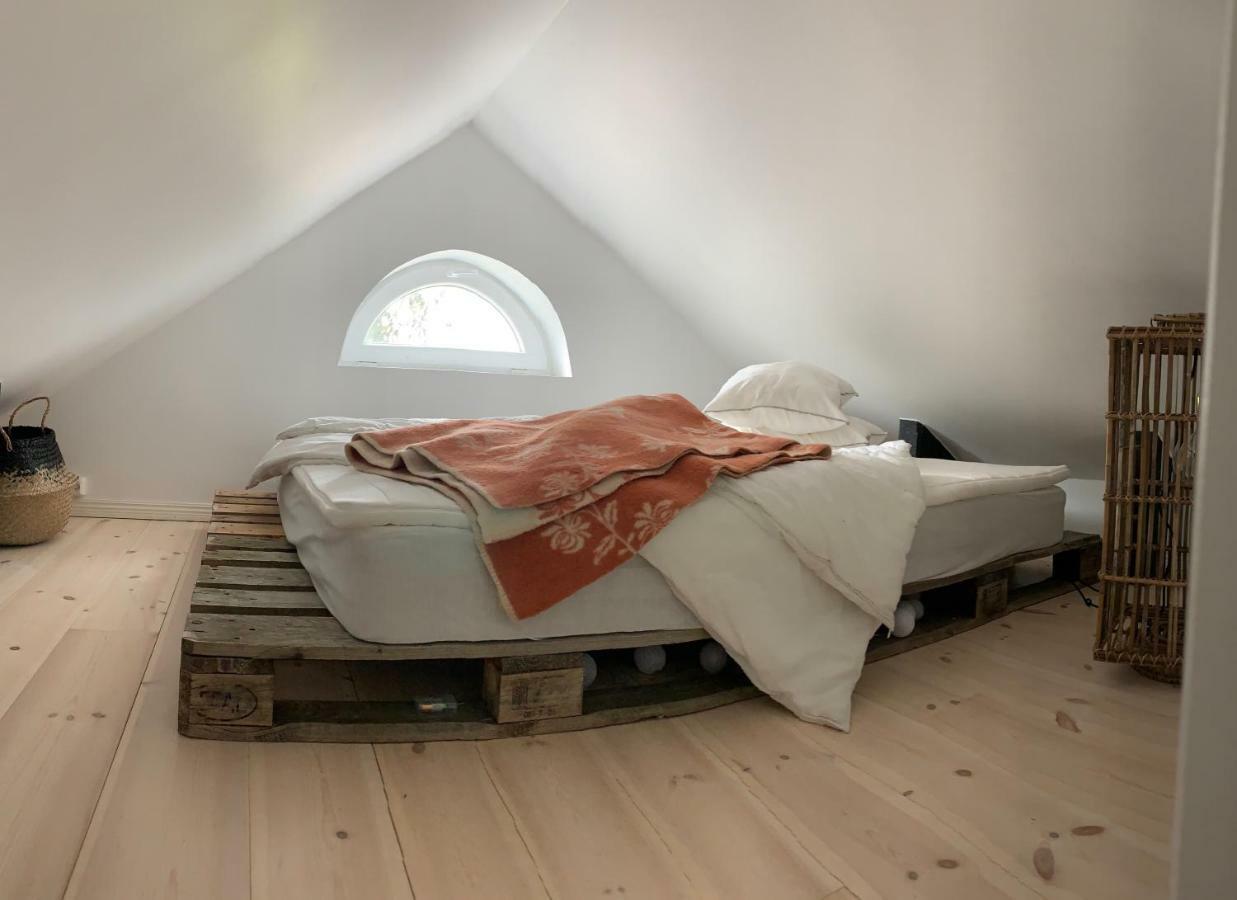 Station Bed And Kitchen Guesthouse 바르베리 외부 사진